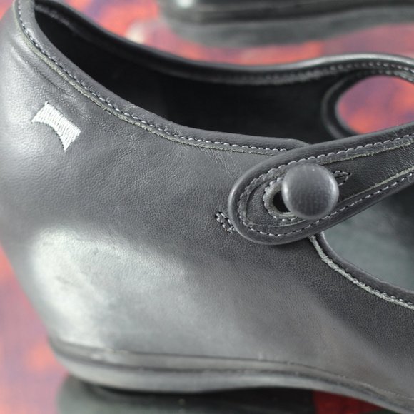 CAMPER Black Leather Mary Jane Wedges - Picture 13 of 16